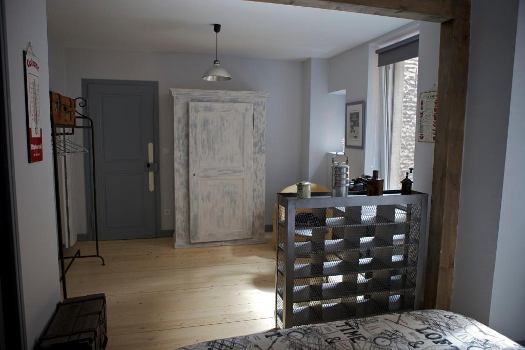 Chambre D'Hotes La Celestine Strasbourg Room photo